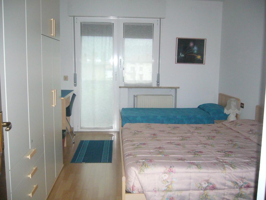 Bed & Breakfast "Il Cardo" トルメッツォ 部屋 写真
